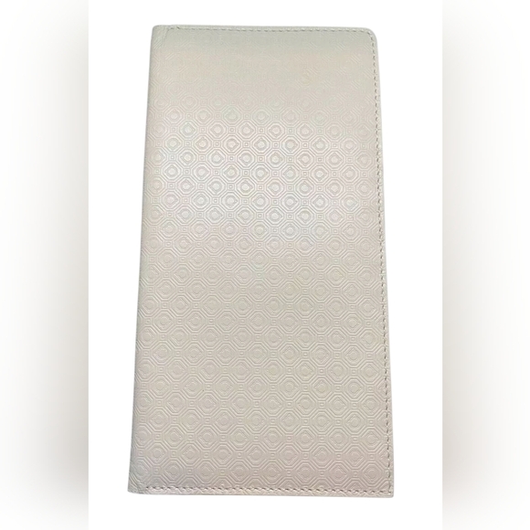 GENUINE Ferragamo Gancini Debossed Large Bi-fold Check Wallet Organizer 9 Slot - Picture 2 of 11